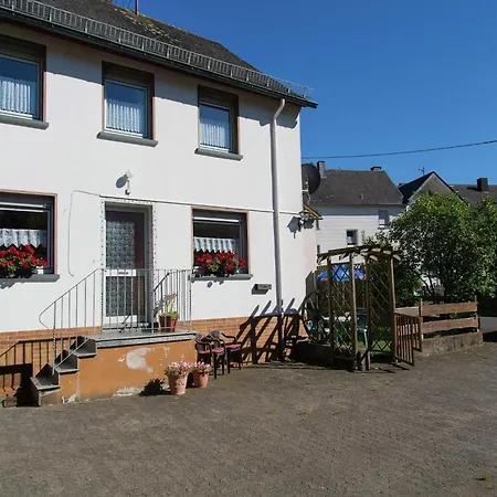 Semesterbostad Spacious In Near The Centre