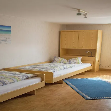 Semesterbostad Spacious In Near The Centre Ulmen