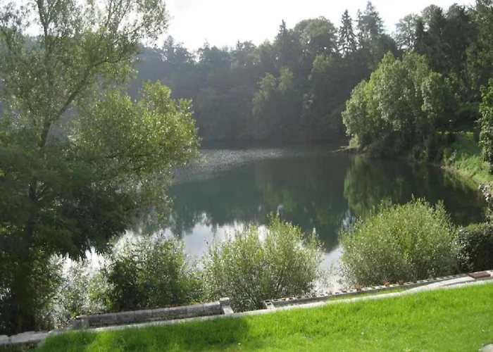 Spacious In Near The Centre Prázdninový dům Ulmen